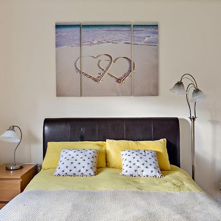 Cosy 2-Bdr Apartment & 15 Minutes To Edinburgh By Train & Free Parking Prestonpans Buitenkant foto