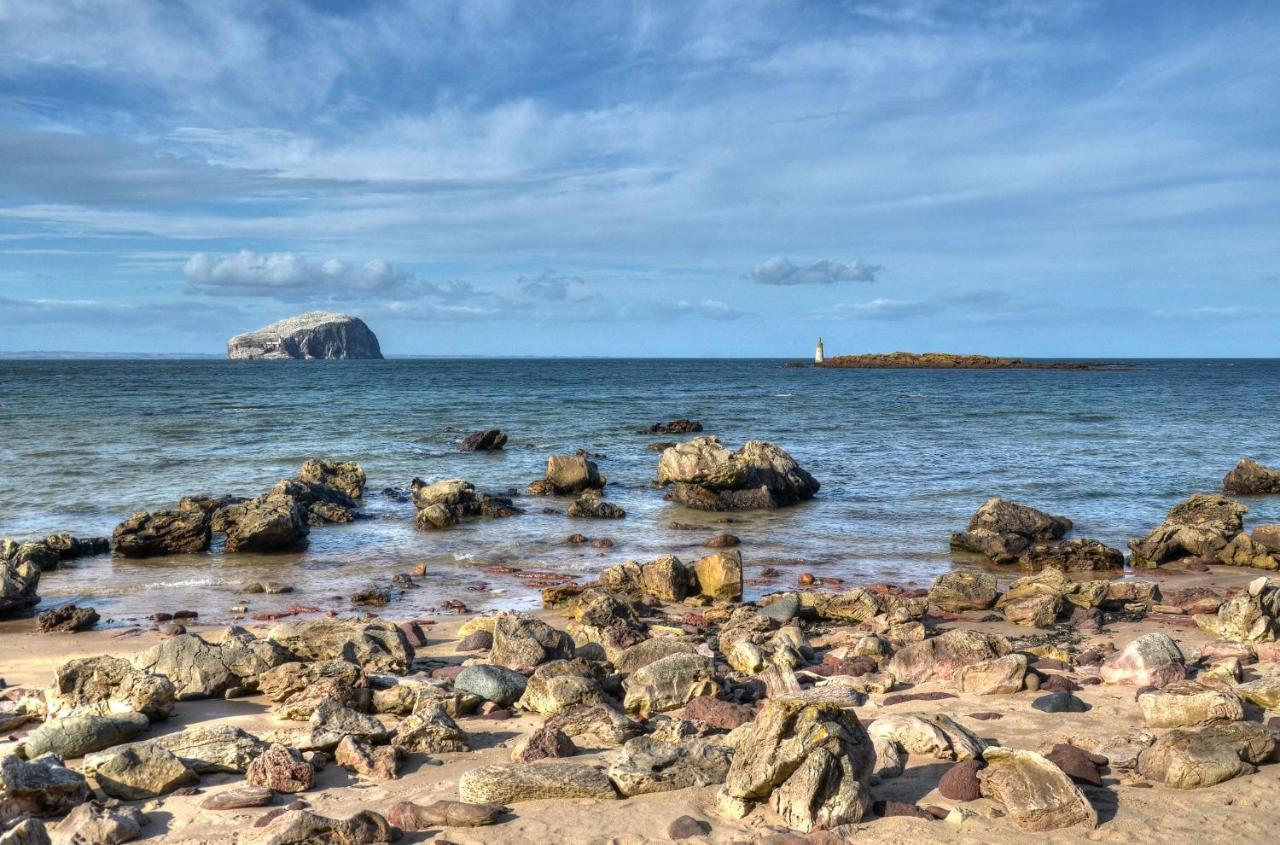 Cosy 2-Bdr Apartment & 15 Minutes To Edinburgh By Train & Free Parking Prestonpans Buitenkant foto